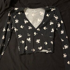 Hollister Black and White Floral Crop Top